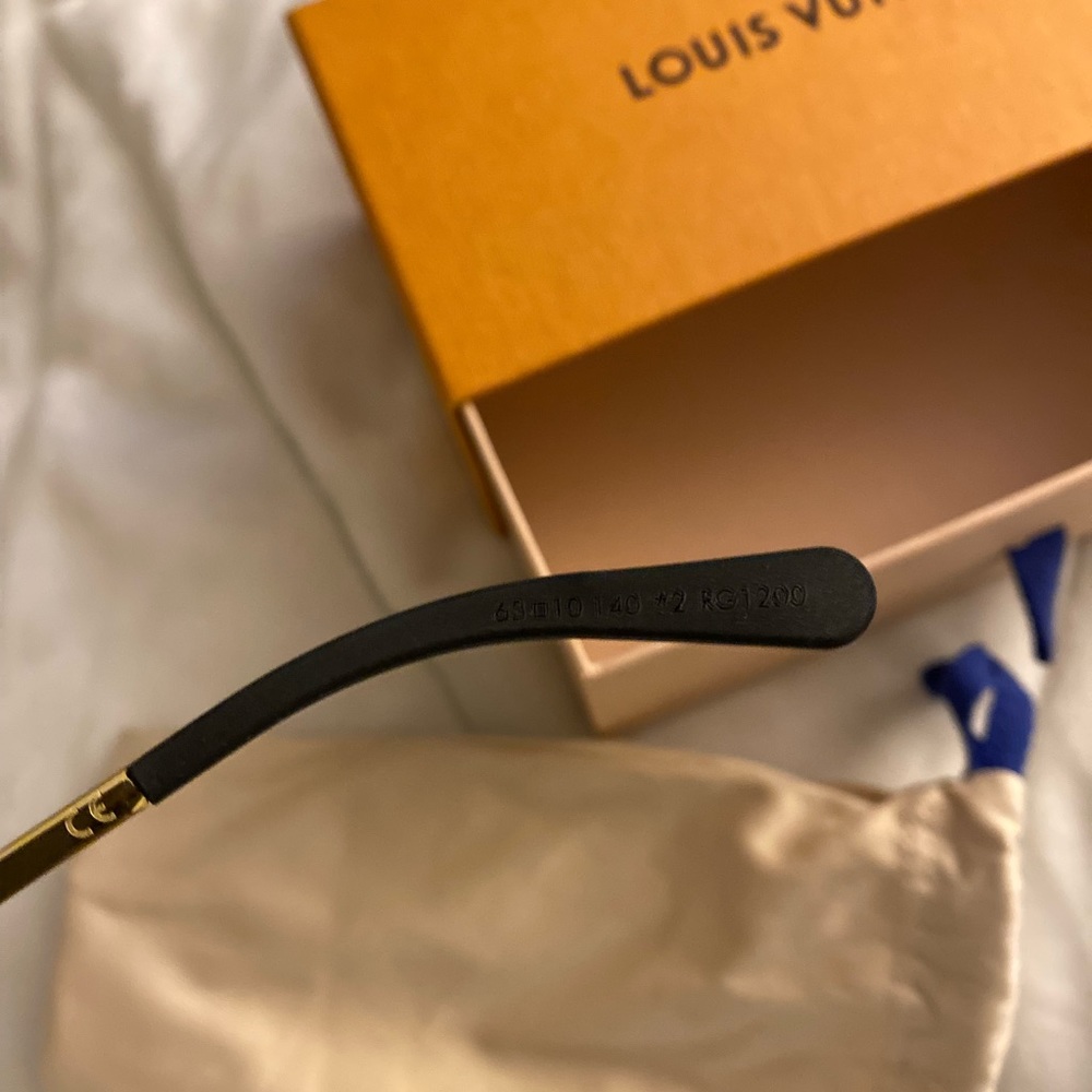 Brand NEW Louis Vuitton Sunglasses AUTHENTIC!